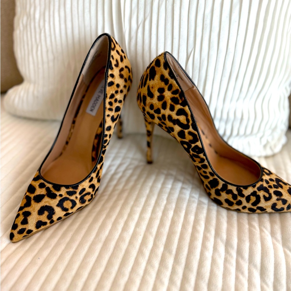 Steve Madden Tan and Brown  Leopard Heels
